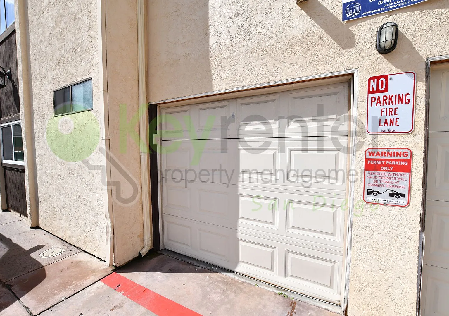 North Park Condo | Mins away from Hwy 805 & 15 — Photo 4