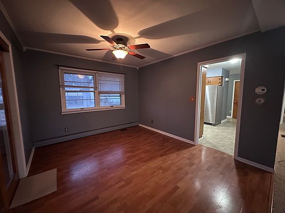 4th image of 206 Oak Hill Dr