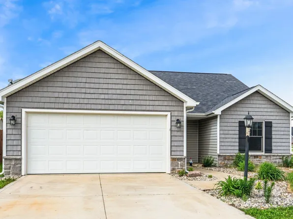 132 W Cambridge Dr, Columbia City, IN 46725