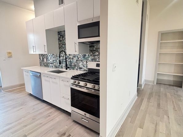 3702 Penn Ave #3