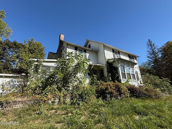 2nd image of 64 Saunders Street