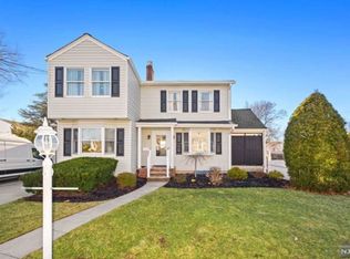 15 Lohmann Pl, Dumont, NJ 07628