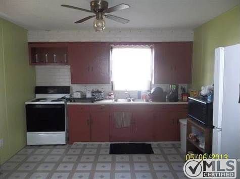 2nd image of 215 N 18th St