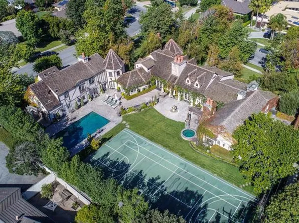 515 Santa Paula Dr, Salinas, CA 93901