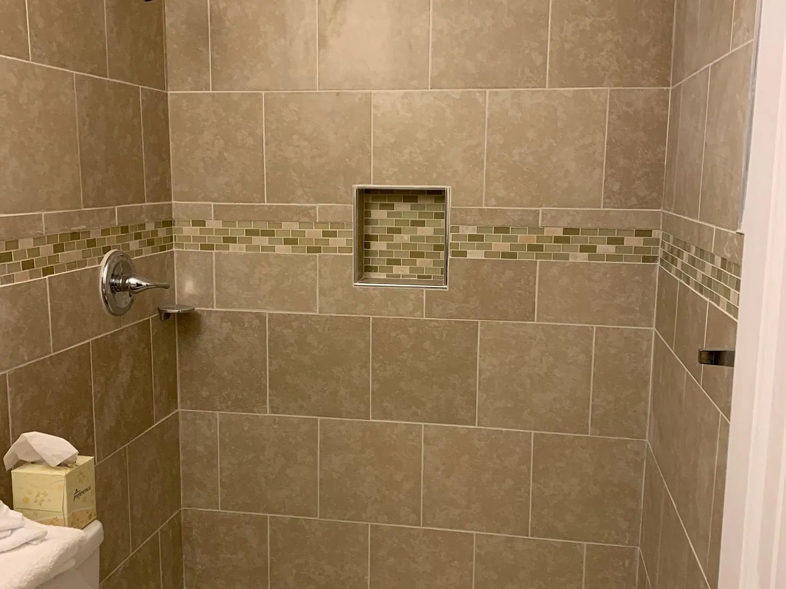 3320 Guthrie Dr — Photo 3