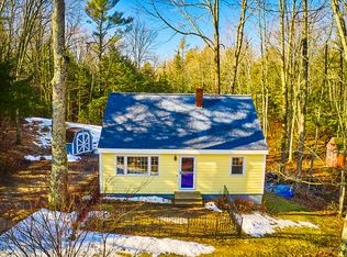 592 Hodsdon Rd, Pownal, ME 04069