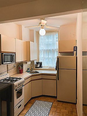 4th image of 509 E 77th St APT 4M