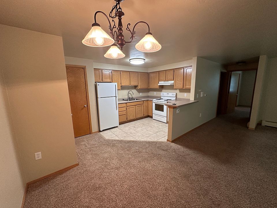 1st image of 2881 Saint Anthony Dr #3