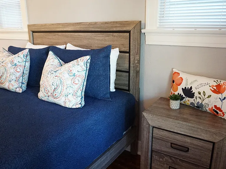5433 Harold Way #104 — Photo 20
