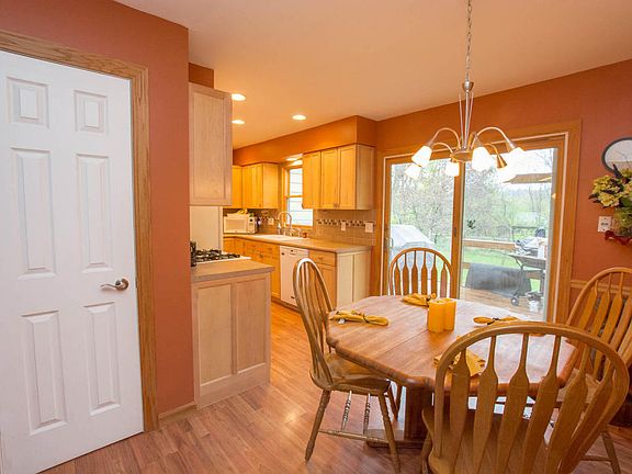 4th image of 192 Gaylord Dr NE