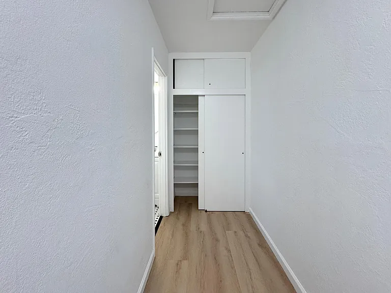994 Karol Way #C — Photo 10