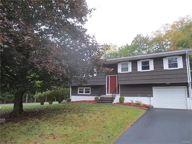 1st image of 16 Adams Dr