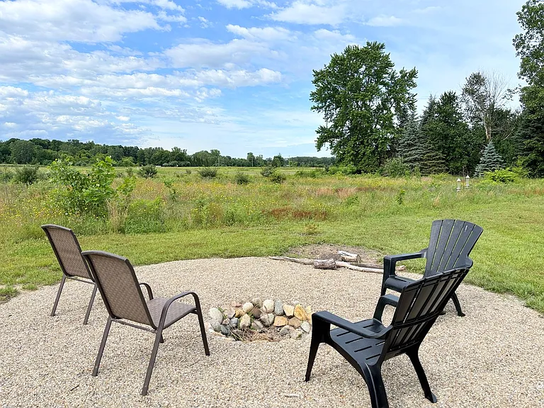 3944 Browntown Rd — Photo 7