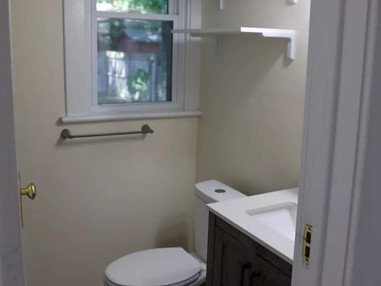 918 Walnut St #1 — Photo 13