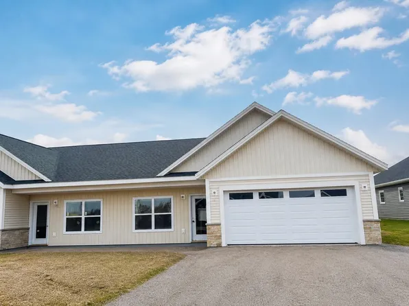 120 Putters St, Summerside, PE C0B 1T0