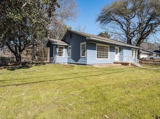 903 Mimosa Dr, Mineola, TX 75773