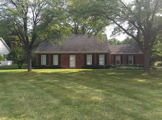 1396 Dyemeadow Ln, Flint, MI 48532