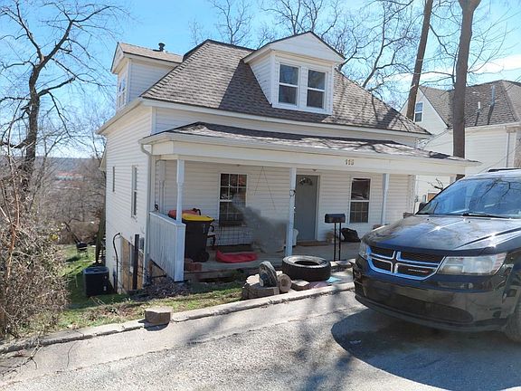 3rd image of 115 S Myrtle St
