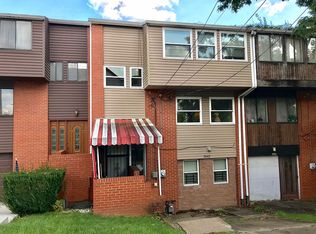 3162 Bohem St, Pittsburgh, PA 15213