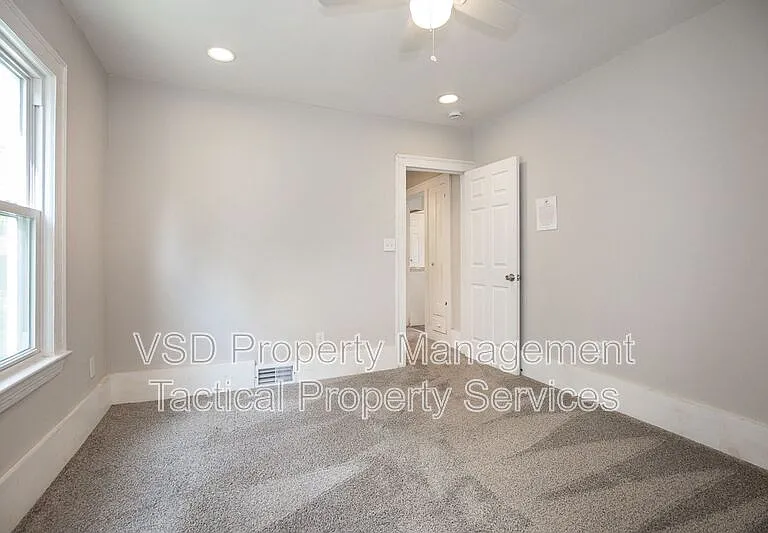 3692 E 147th St #DOWN — Photo 7