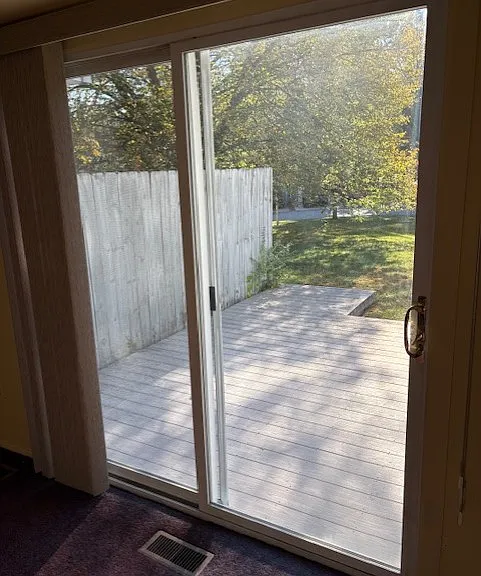 941 Lynwood Ct — Photo 14