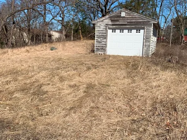 109 York Rd, Edgerton, WI 53534