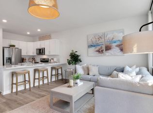 6 Whaler Dr, Runnemede, NJ 08078