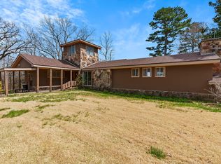 145 In The Woods, Lampe, MO 65681