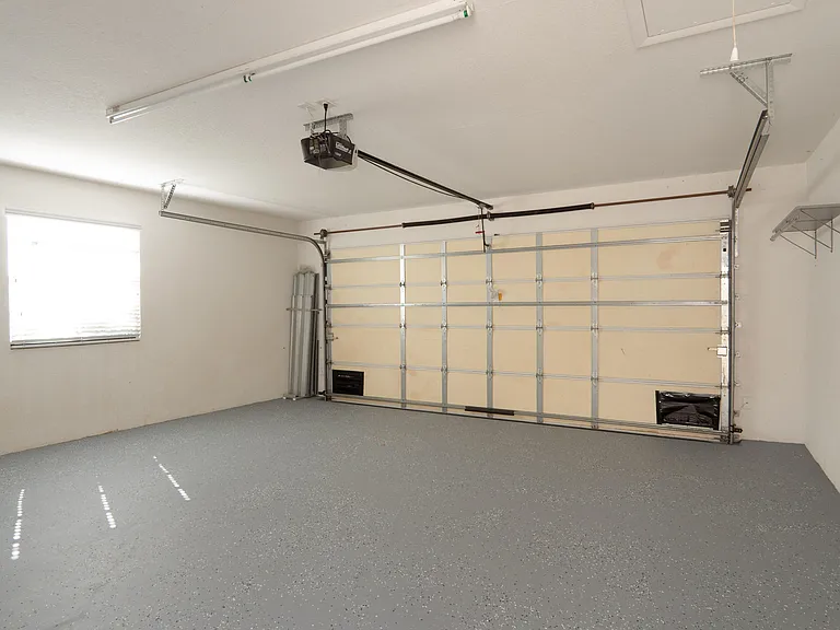 186 Soriano Dr — Photo 28