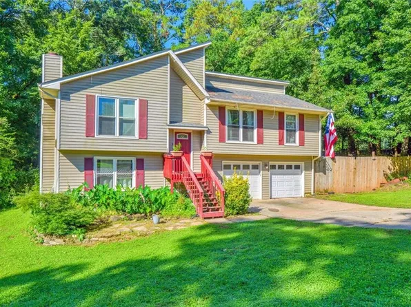 4933 Woodstream Ln NW, Acworth, GA 30102