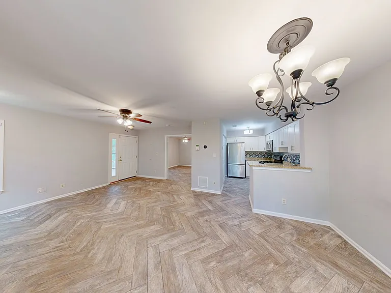 11100 Beaver Trail Ct — Photo 4