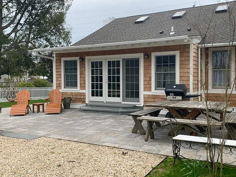 8325 Main Rd — Photo 20