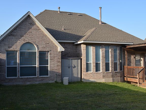 2nd image of 15307 Barrie Dr