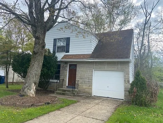 2022 Revere Rd photo 1