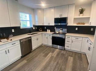 405 Caroline Ave, Lowell, NC 28098