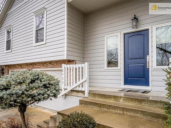2nd image of 2411 SW Morningside Dr
