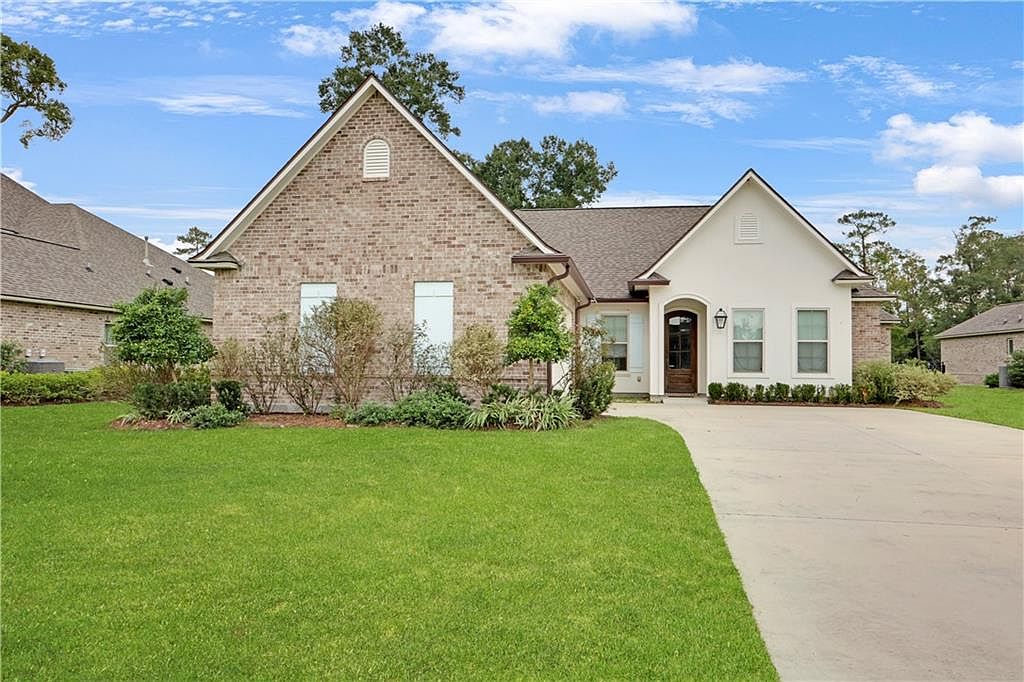 23456 Noble Oak Dr