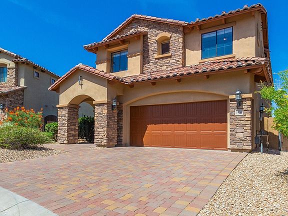2nd image of 3408 N Sonoran Hls