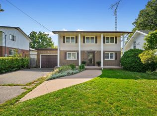 227 Queen St, Cobourg, ON K9A 1N4