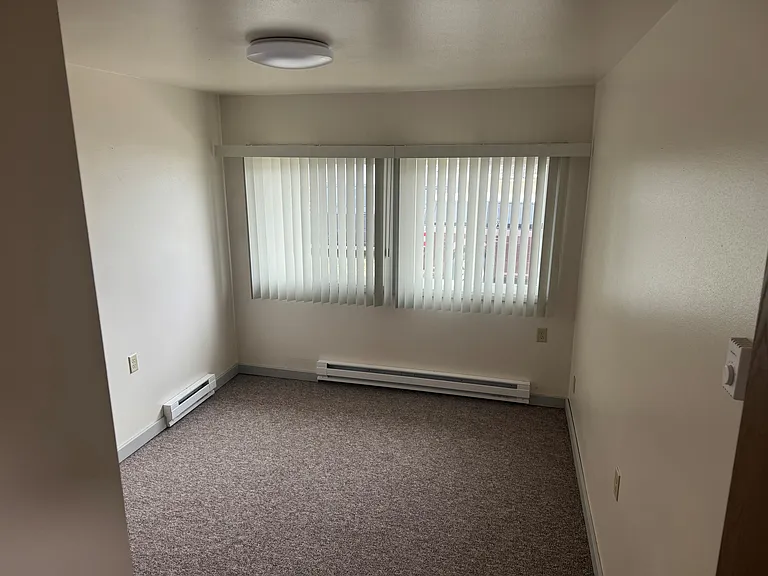 422 Pecor St #4 — Photo 6