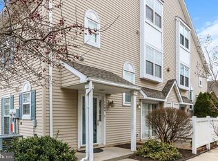 1404 Wharton Rd, Mount Laurel, NJ 08054