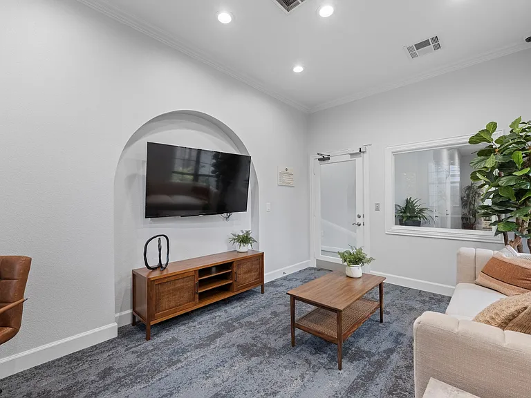 The Ambrose — Photo 28