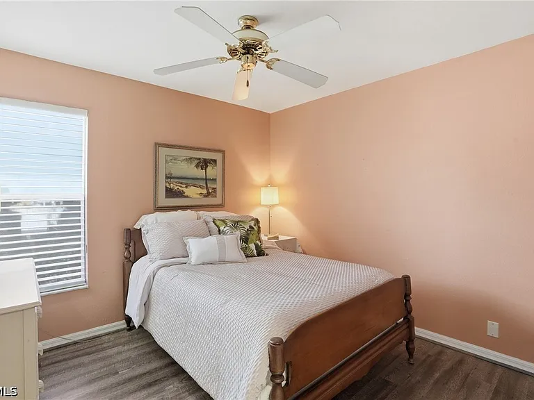 5905 Trailwinds Dr #816 — Photo 14