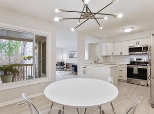 7534 Landau Dr, Bloomington, MN 55438