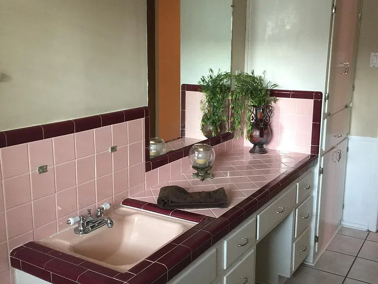 400 White Oak Dr — Photo 10