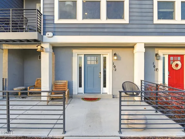 4752 S Hillhouse Cv, Salt Lake City, UT 84107