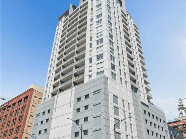330 W Grand Ave APT 1707, Chicago, IL 60654