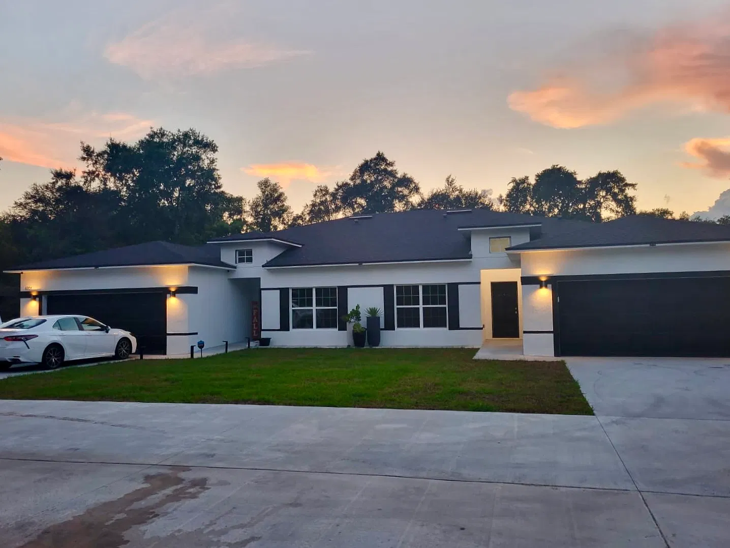 6952 Redditt Rd — Photo 1