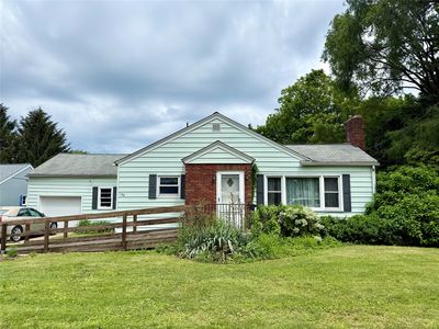 102 E Division St, North East, PA, 16428