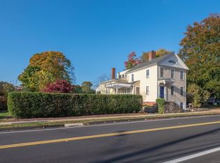 93 Water St, Guilford, CT 06437